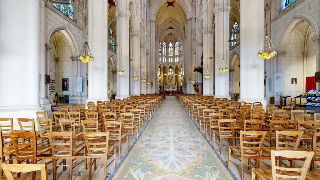 Visite virtuelle Basilique Notre Dame de Montligeon