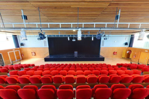 salle-de-spectacle-600px salle de spectacle 600px